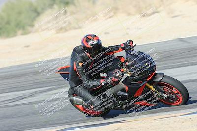 media/Dec-01-2025-Moto Forza (Mon) [[2daa91e15f]]/2-Intermediate Group/Session 4 Turn 9/